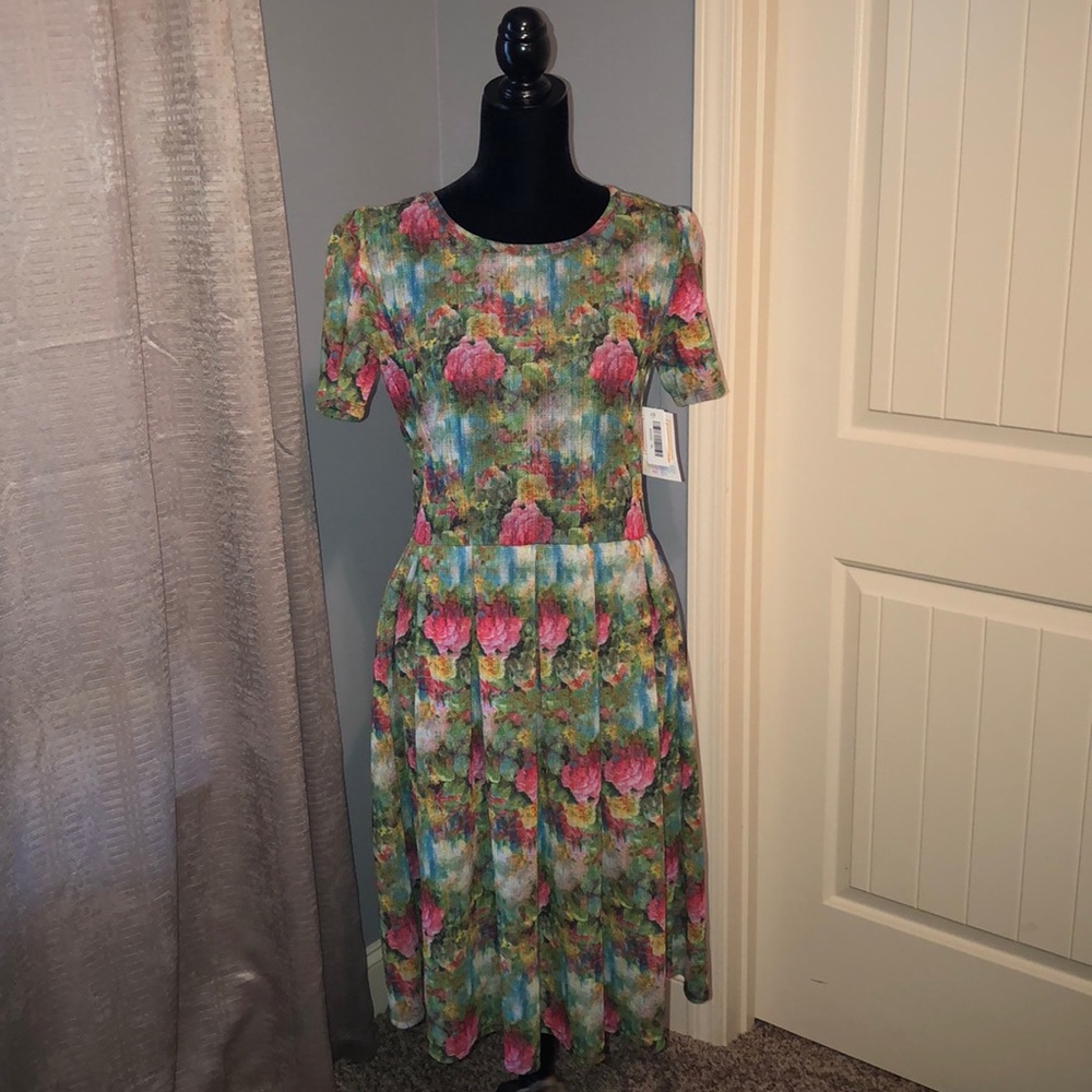 Lularoe Floral Amelia NWT